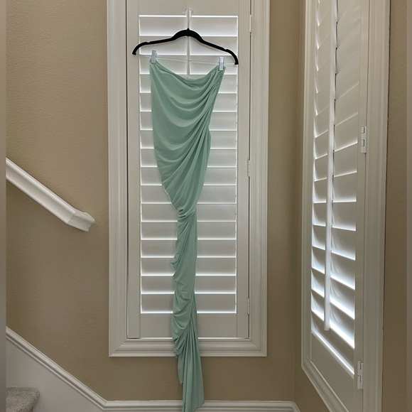 BRAND NEW Norma Kamali Diana Gown - Picture 9 of 10